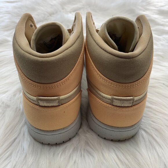 Nike Air Jordan 1 Womens Sportswear Shoes Brown DV0427-102 VNDS Sz 9.5 - Picture 5 of 7